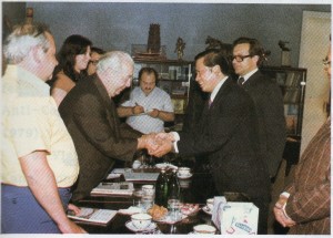 Page 43 (2) Dr.Suchart Kosolkitiwong and his mission were welcome by the Peace Committee of the USSR, led by its Chairman, H.E. Mr. Feo Dorov (June 25,1979).